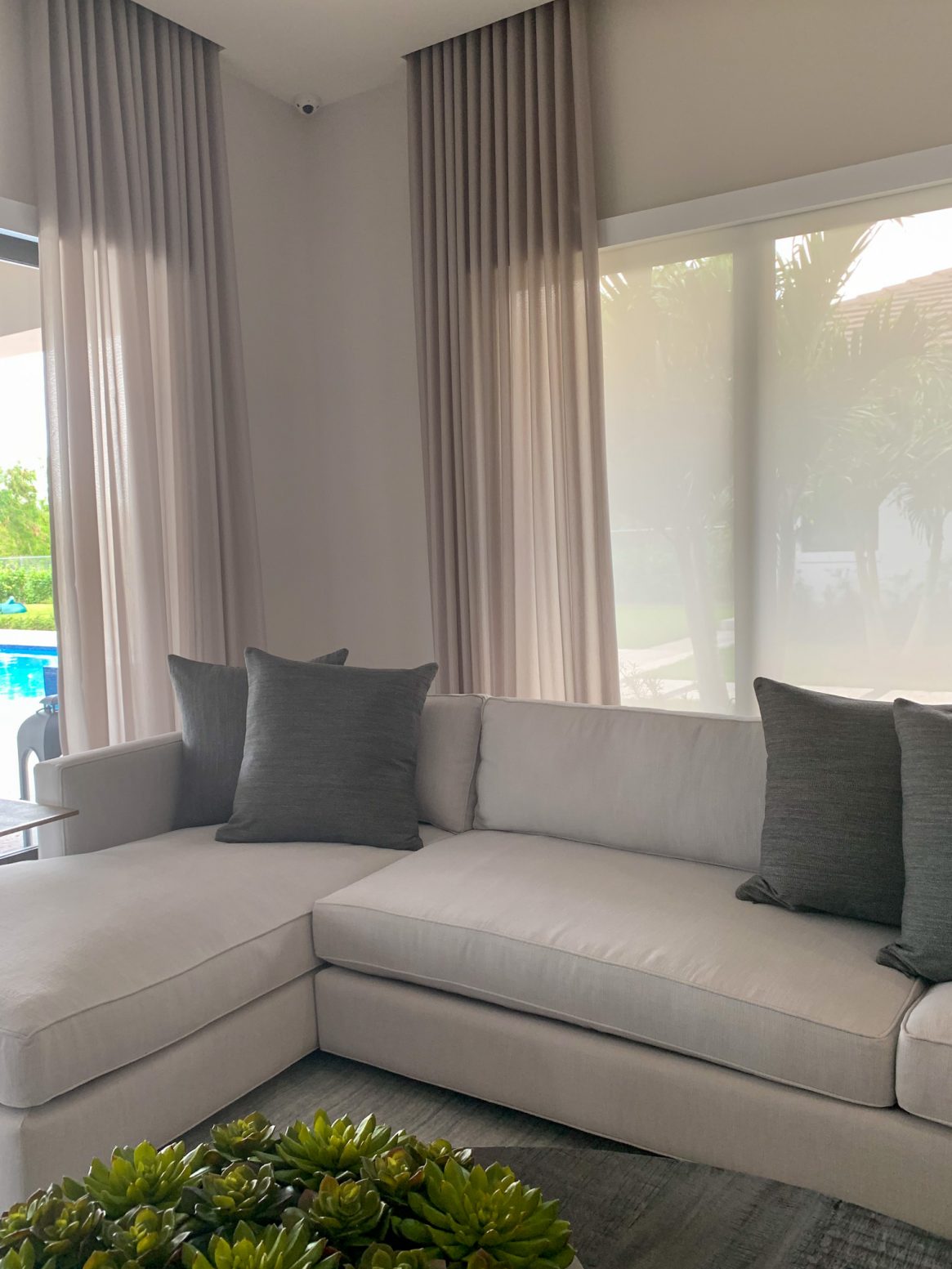 Window shutters Fort Lauderdale, FL